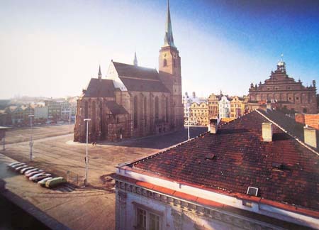 Plzen. Namesti Republiky. Katedrala sv. Bartolomeje.